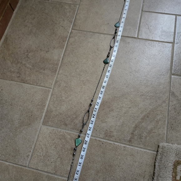 Necklace Green Stone in Silver tone Setting Chain Beads Long 38" - Picture 11 of 12